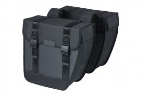 BASIL DOPPELPACKTASCHE TOUR WATERPROOF SCHWARZ